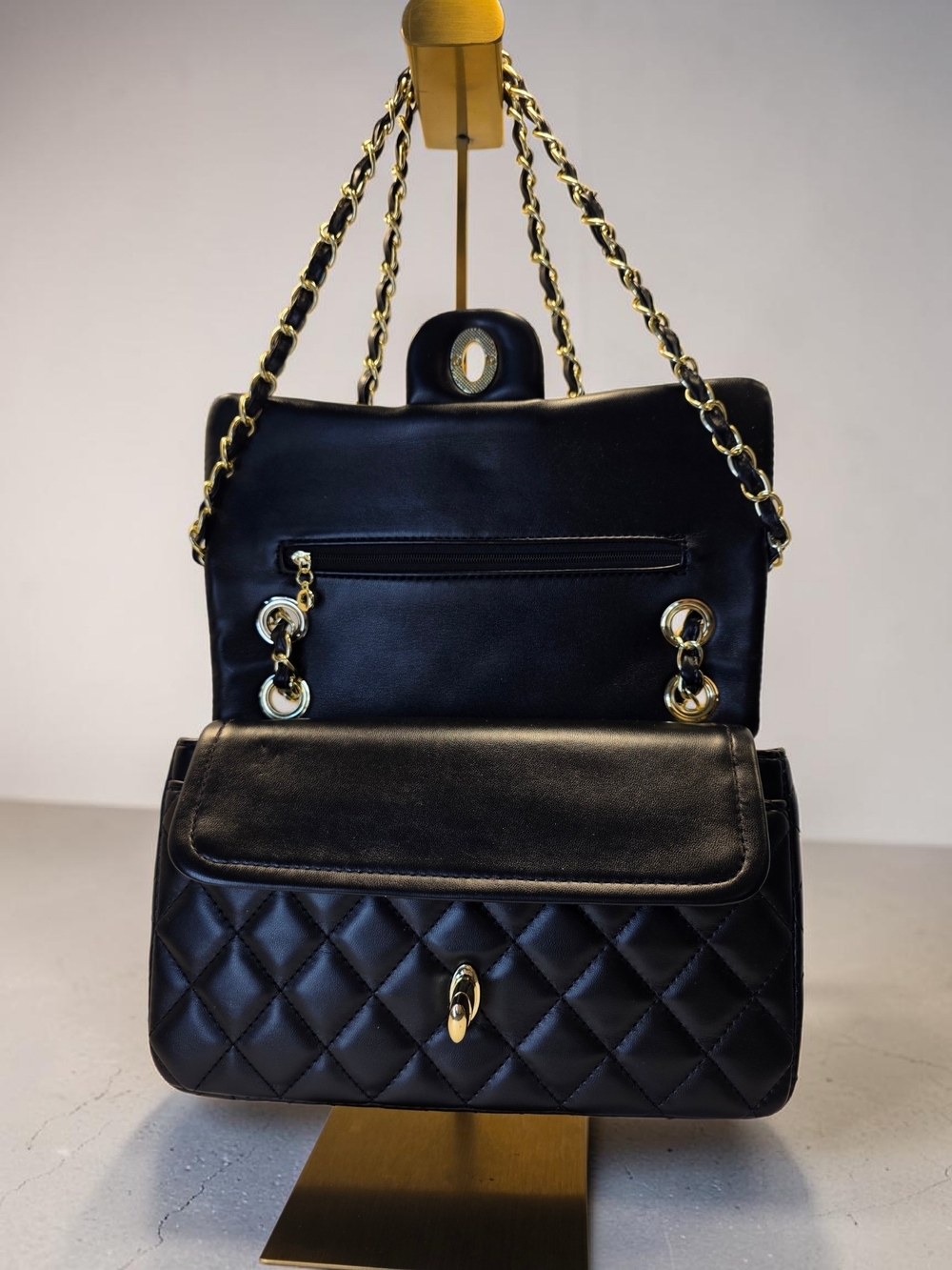 SALE!! 8MBlack Quilted Chain-Handle Shoulder Bag - Luxury Designer Style NWT - Picture 6 of 11